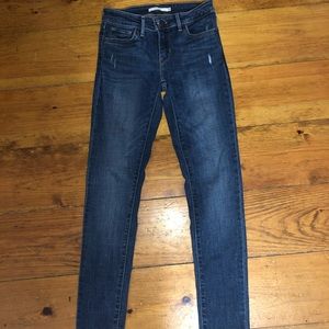 Levi skinny jeans